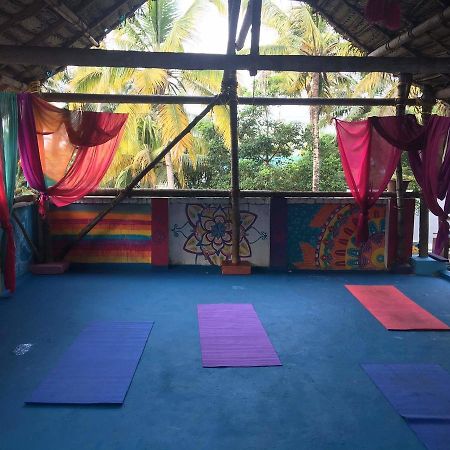 Mk Gardens Surf & Yoga House Hotel วาร์คาลา ภายนอก รูปภาพ
